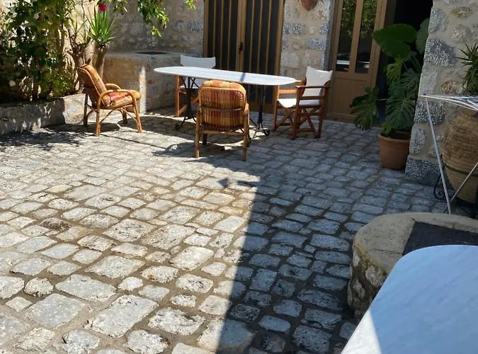 Mani Spot -cereus Daire