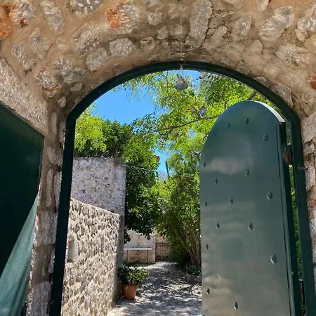 Apartment Mani Spot -cereus Areopoli