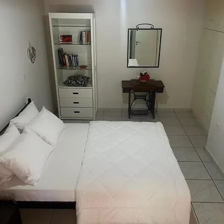 Apartment Mani Spot -cereus *